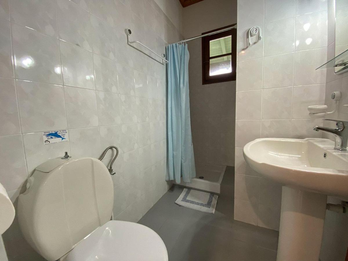 Pansion Vasso Hotel อาโยส นิกีตัส ภายนอก รูปภาพ
