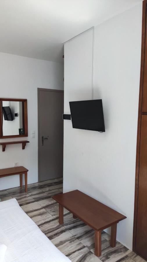 Pansion Vasso Hotel อาโยส นิกีตัส ภายนอก รูปภาพ